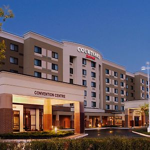 Courtyard By Marriott Toronto Brampton